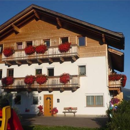 Steinerhof Apartment Добиако Стая снимка