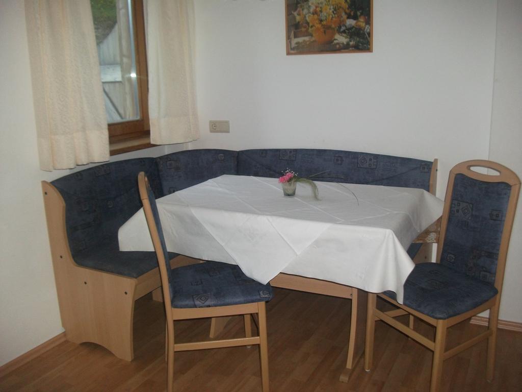 Steinerhof Apartment Добиако Стая снимка