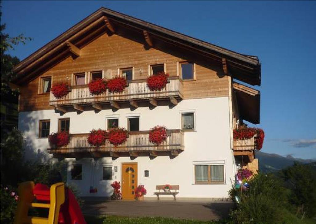 Steinerhof Apartment Добиако Стая снимка